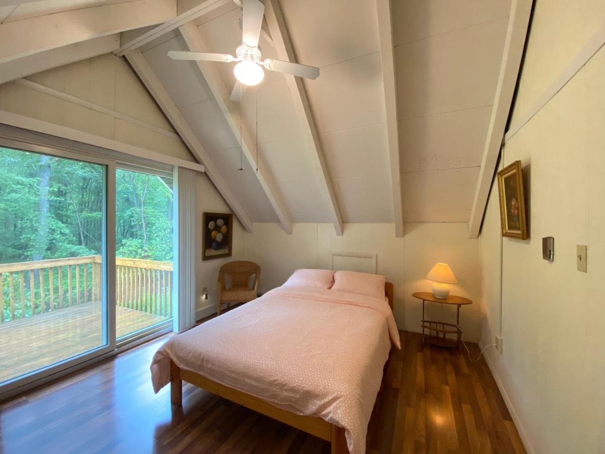 Secluded Chalet On Stream-Mins To Camelback Tannersville Buitenkant foto